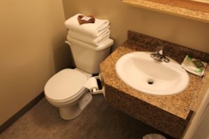 STANDARD 2 QUEEN W/ KITCHENETTE - Single Room with 2 Queen Beds & Kitchenette (on LaCreteInn&Suites.ca)