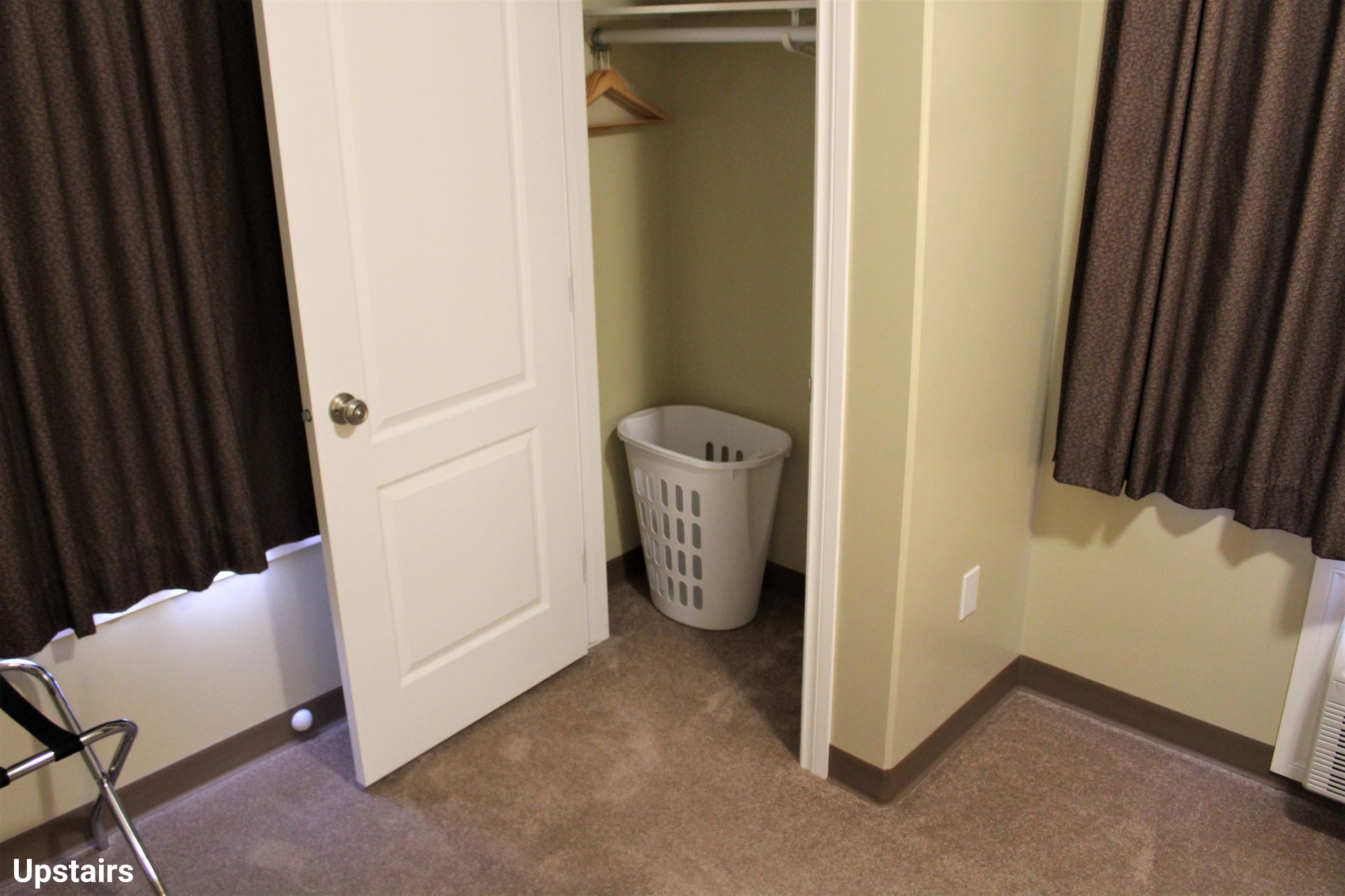 2 BEDROOM EXECUTIVE SUITE - 2 Bedrooms w/ 1 Queen Bed Per Room plus Queen Size pull-out couch in the Living Room (on LaCreteInn&Suites.ca)